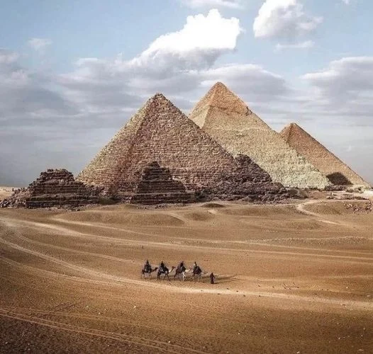 Giza Pyramids Memphis Sakkara Dahshur Tour tour in Egypt